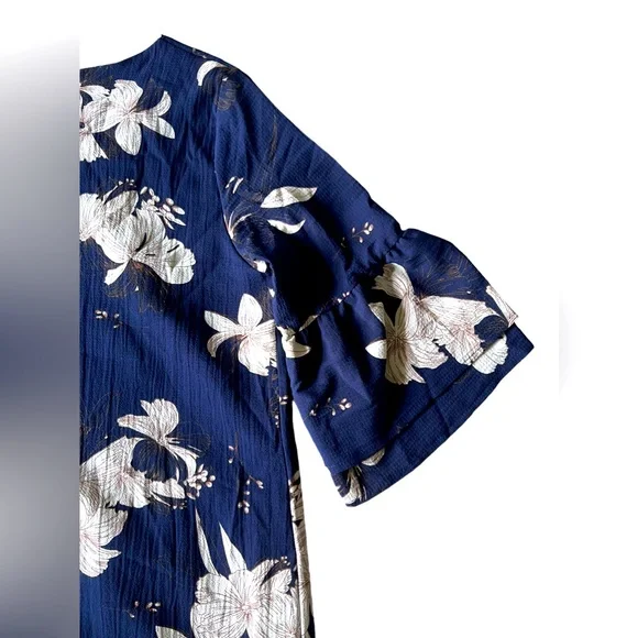 NWT BELONGSCI Womens V-Neck Bell Sleeve Shift Dress Mini Dress Navy Size Large - Picture 8 of 12